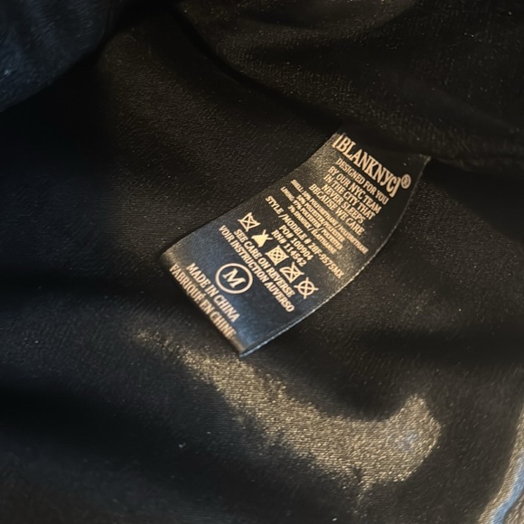 Blank NYC The Essentials Women's Jacket Size M Moto Vegan Black Leather Chrome - Picture 15 of 16